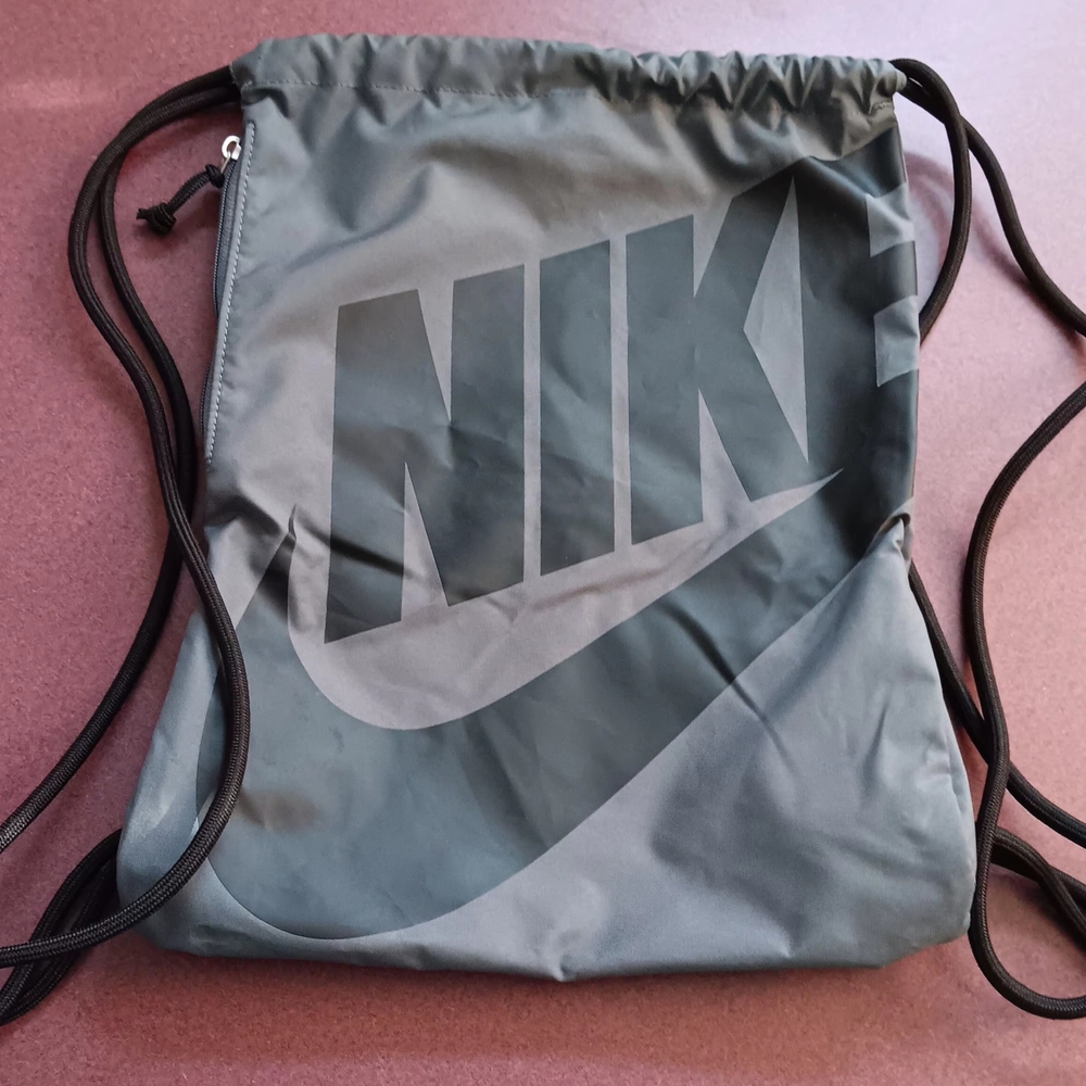 Nike Black and Gray Drawstring Backpack